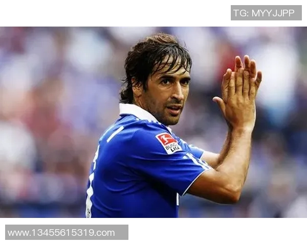 足球十大球星绝技集锦 球场上的神级操作与惊艳瞬间 足球十大球星绝技集锦 球场上的神级操作与惊艳瞬间